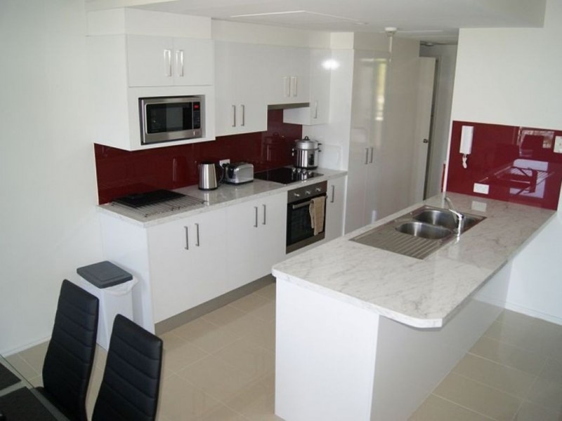 26/10 Goodwin Street, Kangaroo Point QLD 4169
