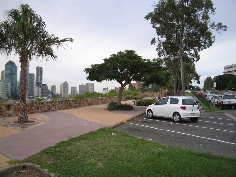 2/29 Bell Street, Kangaroo Point QLD 4169