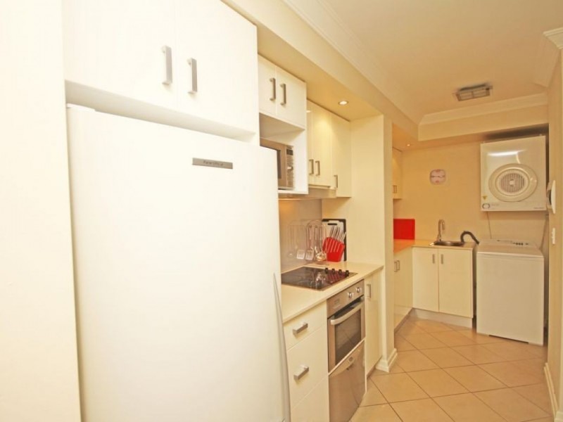 8/204 Wellington Road, Kangaroo Point QLD 4169