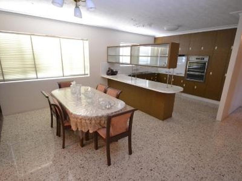 15 Carl St, Woolloongabba QLD 4102