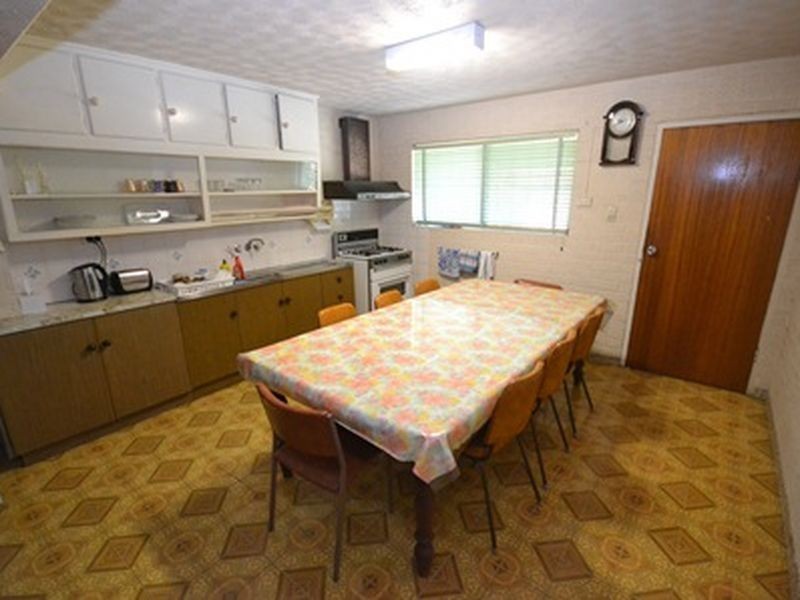 15 Carl St, Woolloongabba QLD 4102
