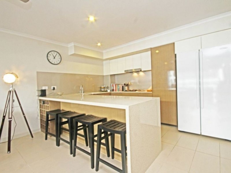 1407/67 Linton Street, Kangaroo Point QLD 4169