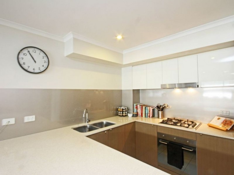 1407/67 Linton Street, Kangaroo Point QLD 4169