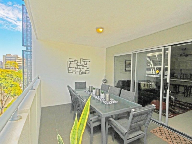 1407/67 Linton Street, Kangaroo Point QLD 4169