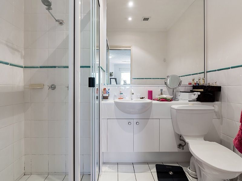 30/50 Rotherham St, Kangaroo Point QLD 4169