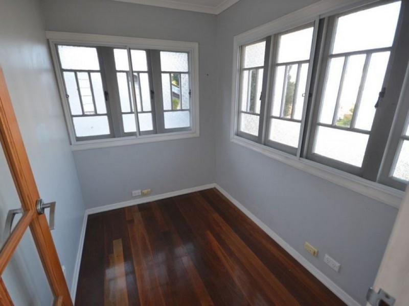 37 Didsbury Street, East Brisbane QLD 4169