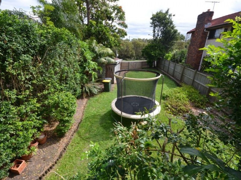 42 Heath Street, East Brisbane QLD 4169