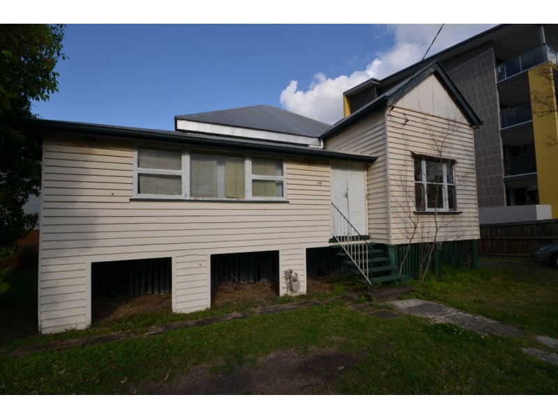 34 Carl Street, Woolloongabba QLD 4102