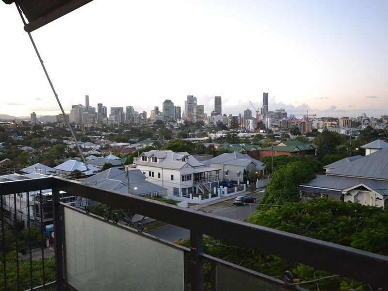 10/1 Lomond Terrace, East Brisbane QLD 4169