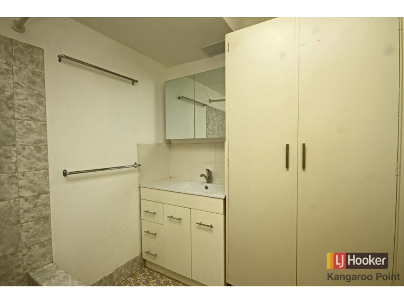 1/18 Wilton Street, Woolloongabba QLD 4102