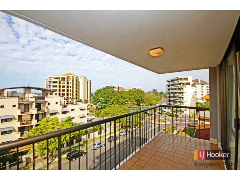 19/89 Thorn Street, Kangaroo Point QLD 4169