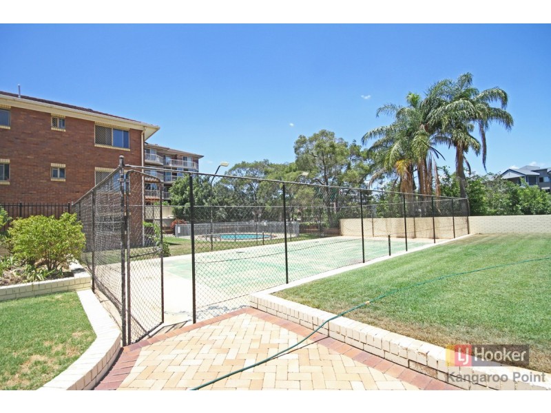 19/89 Thorn Street, Kangaroo Point QLD 4169