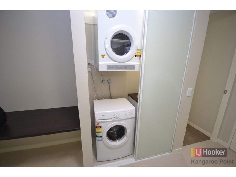 8/450 Main Street, Kangaroo Point QLD 4169