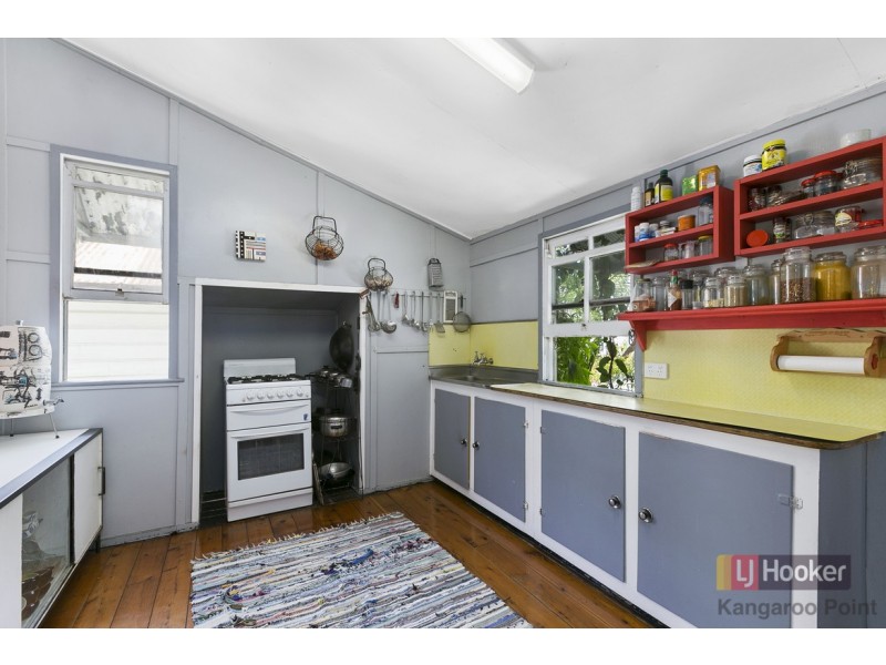 19 Thomas Street, Kangaroo Point QLD 4169