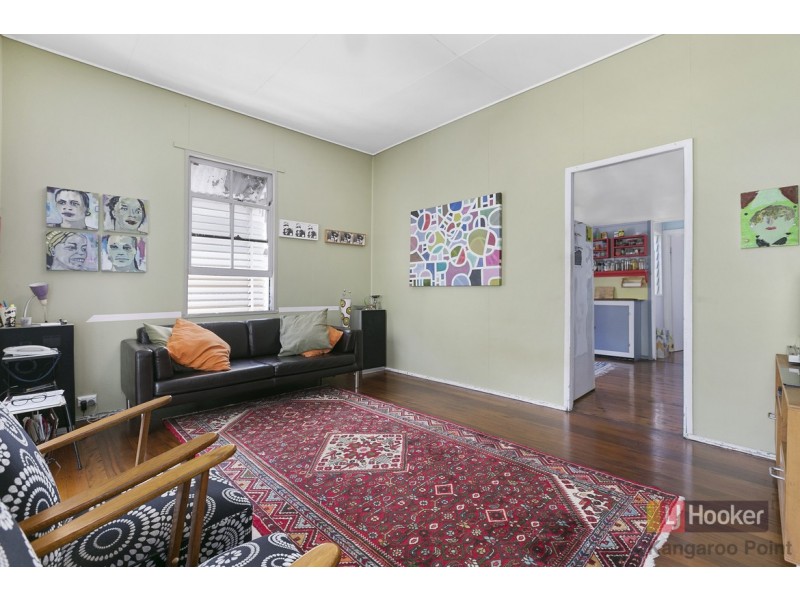 19 Thomas Street, Kangaroo Point QLD 4169