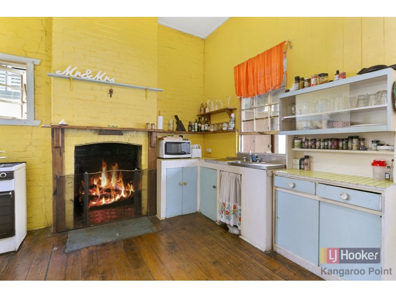 19 Thomas Street, Kangaroo Point QLD 4169