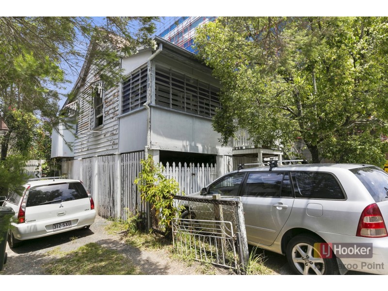 19 Thomas Street, Kangaroo Point QLD 4169