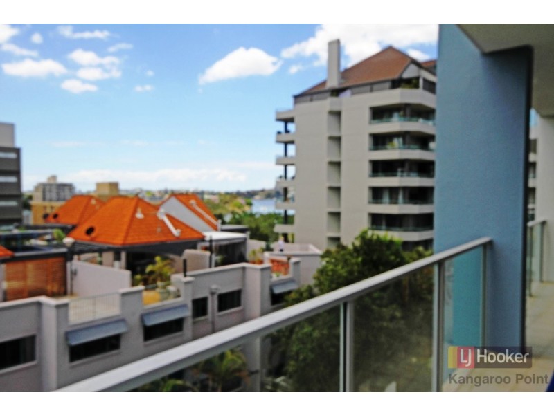 11/215 Wellington Road, East Brisbane QLD 4169