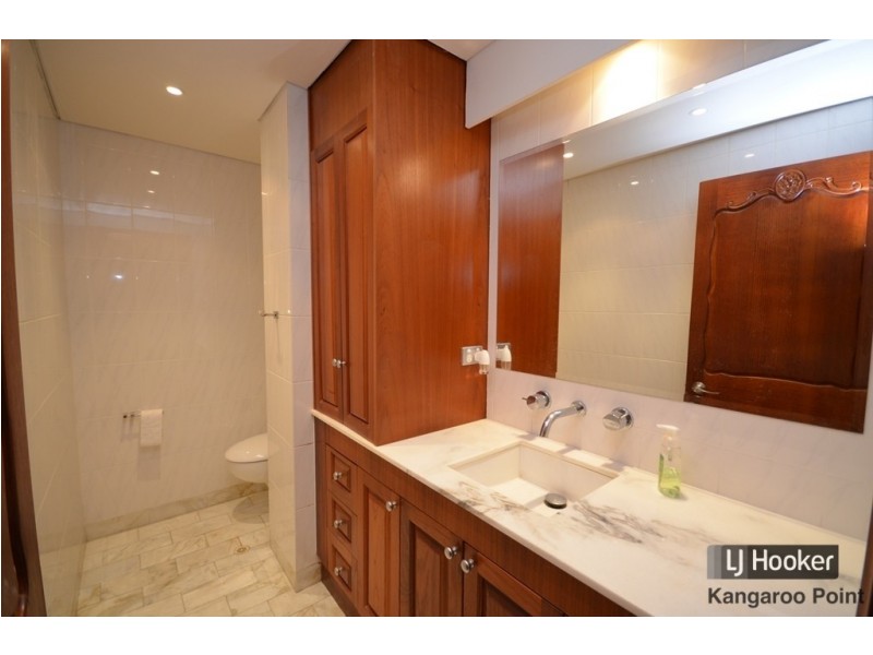 21/237 Wellington Road, Kangaroo Point QLD 4169