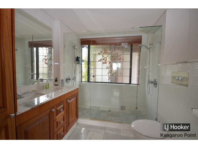 21/237 Wellington Road, Kangaroo Point QLD 4169