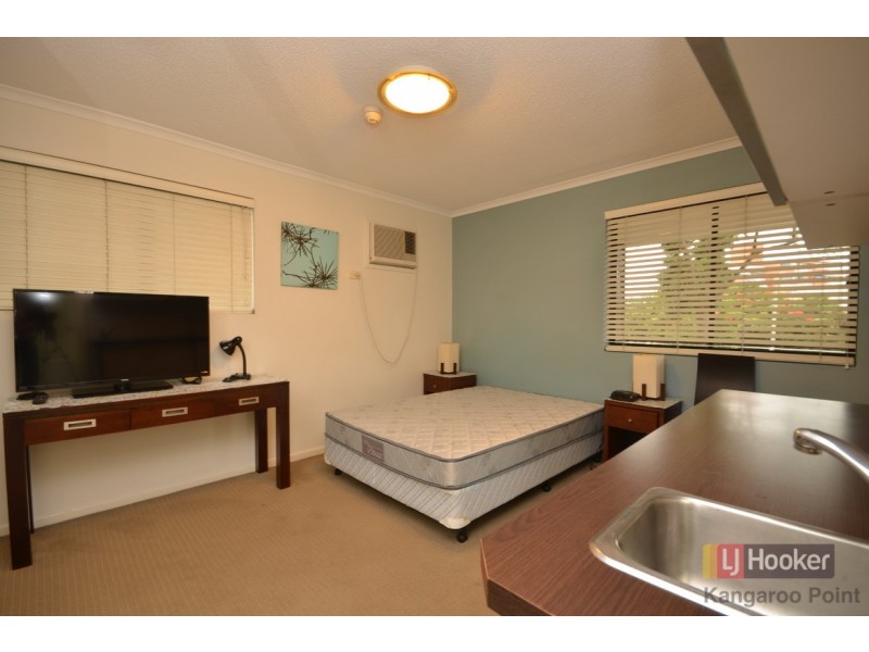 4/75 Thorn Street, Kangaroo Point QLD 4169