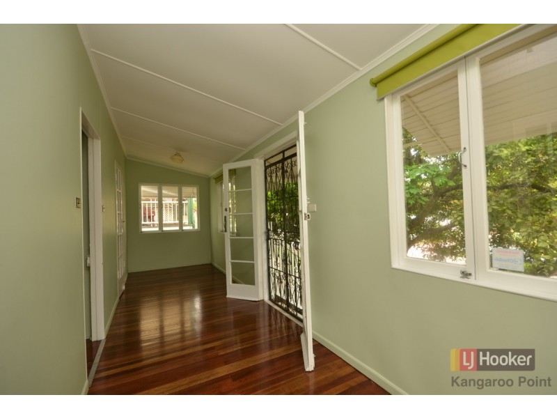 22 Geelong Street, East Brisbane QLD 4169