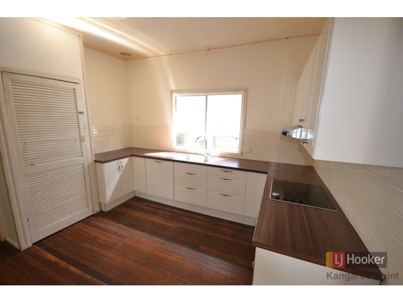 36 Lancelot Street, Tennyson QLD 4105