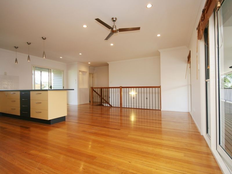 18 Quinton Street, Kangaroo Point QLD 4169