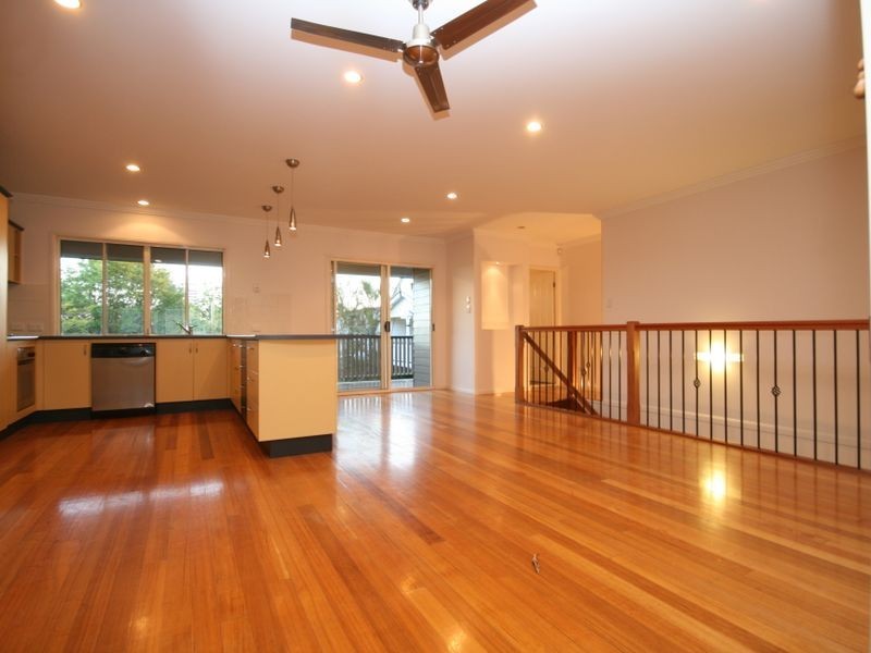 18 Quinton Street, Kangaroo Point QLD 4169