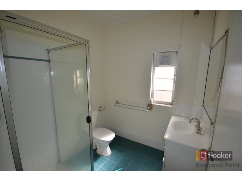 36 Lancelot Street, Tennyson QLD 4105