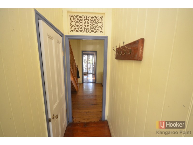 97 Pearson Street, Kangaroo Point QLD 4169