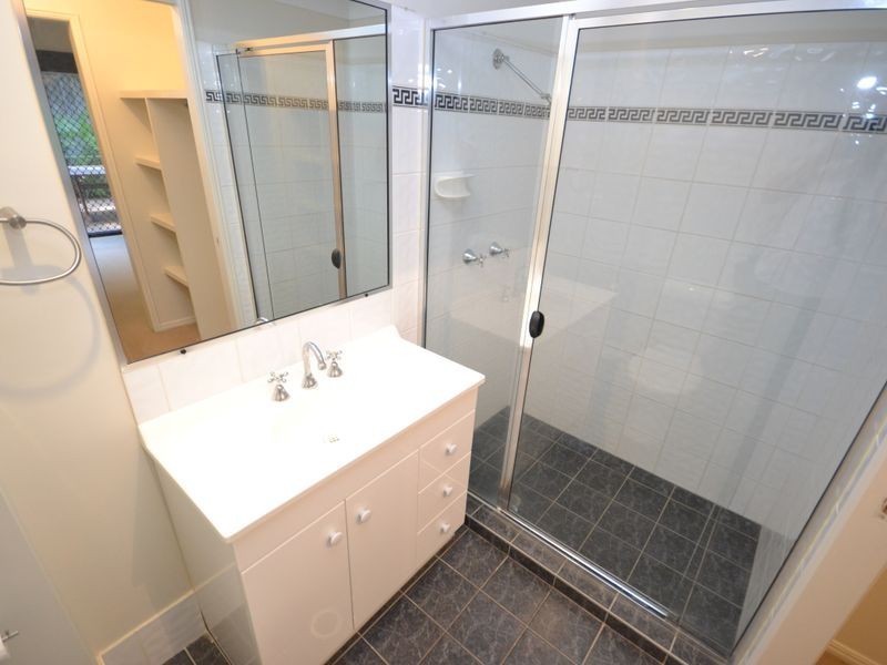 1/64 Longlands Street, East Brisbane QLD 4169