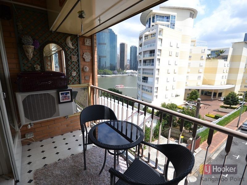 301/355 Main Street, Kangaroo Point QLD 4169