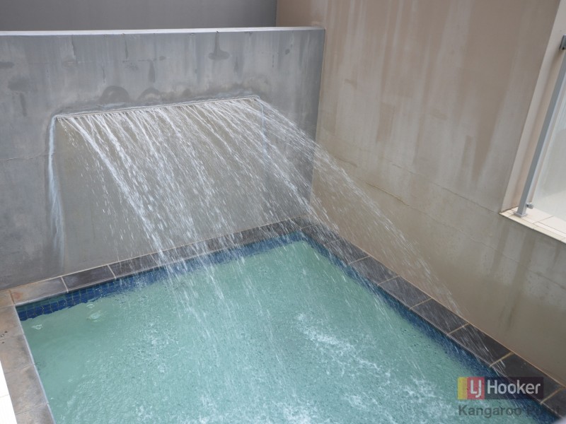 25/153 Lambert Street, Kangaroo Point QLD 4169