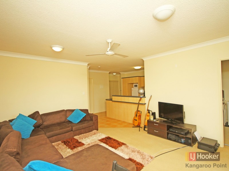 2/29 Bell Street, Kangaroo Point QLD 4169