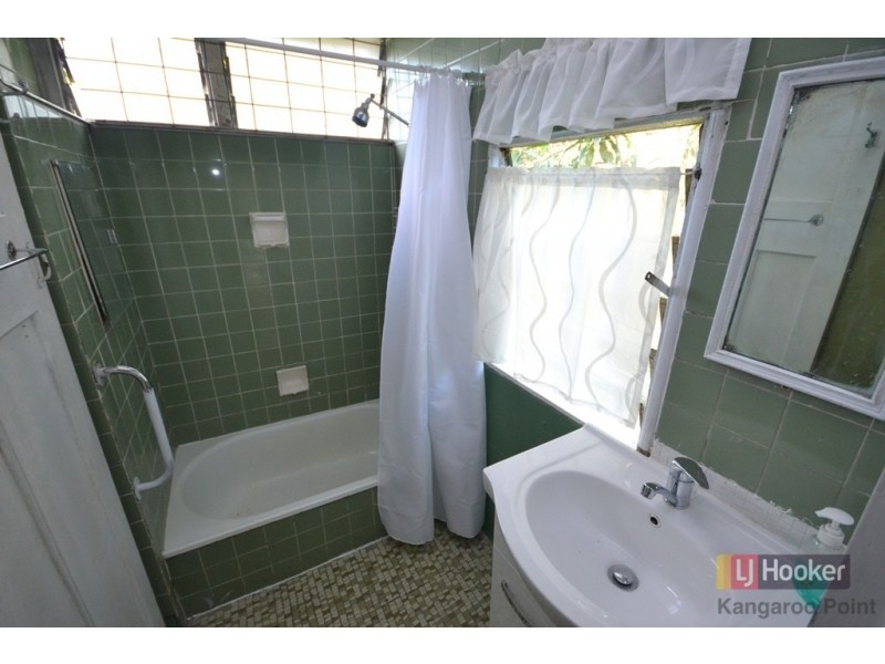 18 Atherton Street, Woolloongabba QLD 4102