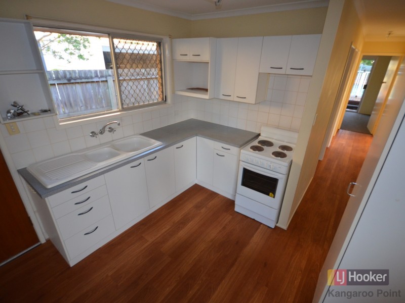 41 Macrossan Avenue, Norman Park QLD 4170