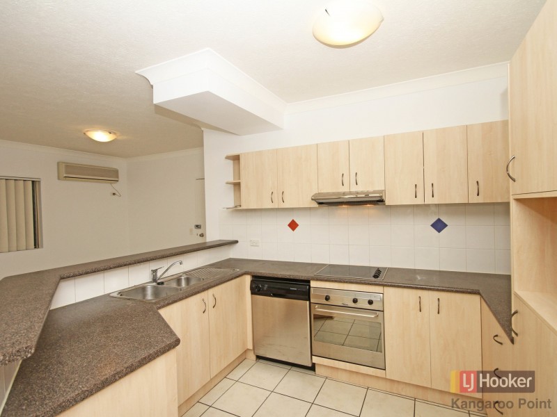 4/15 Rawlins Street, Kangaroo Point QLD 4169