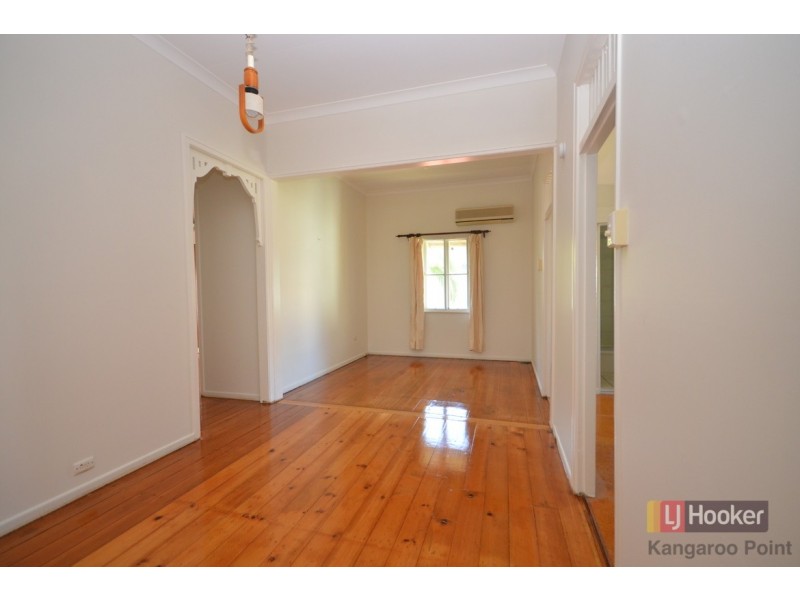 25 Fisher Street, East Brisbane QLD 4169