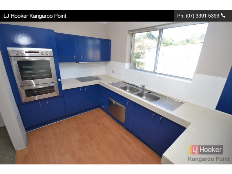 2/27 Thorpe Street, Balmoral QLD 4171