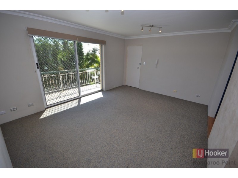 2/27 Thorpe Street, Balmoral QLD 4171