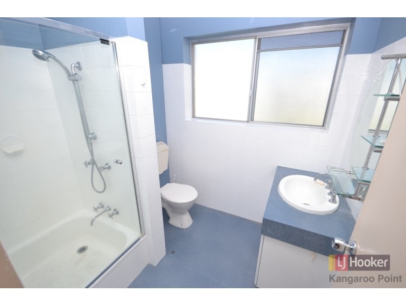 2/27 Thorpe Street, Balmoral QLD 4171