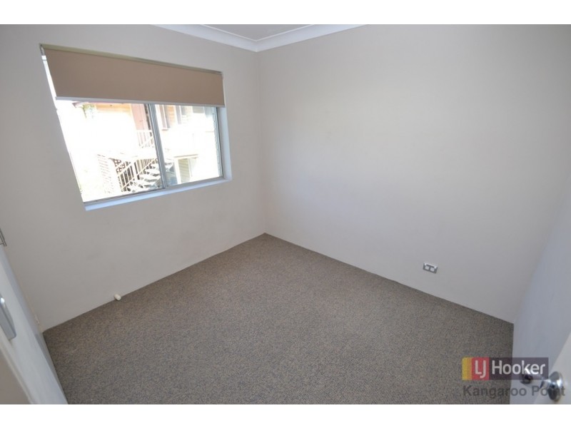 2/27 Thorpe Street, Balmoral QLD 4171