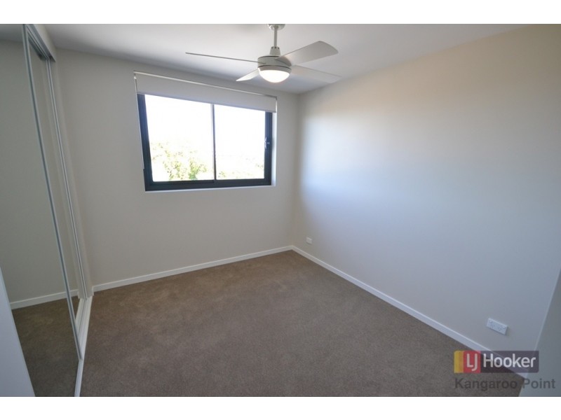 13/450 Main Street, Kangaroo Point QLD 4169