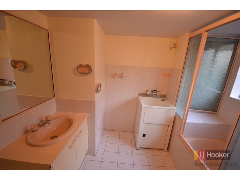 2/27 Haig Street, Coorparoo QLD 4151