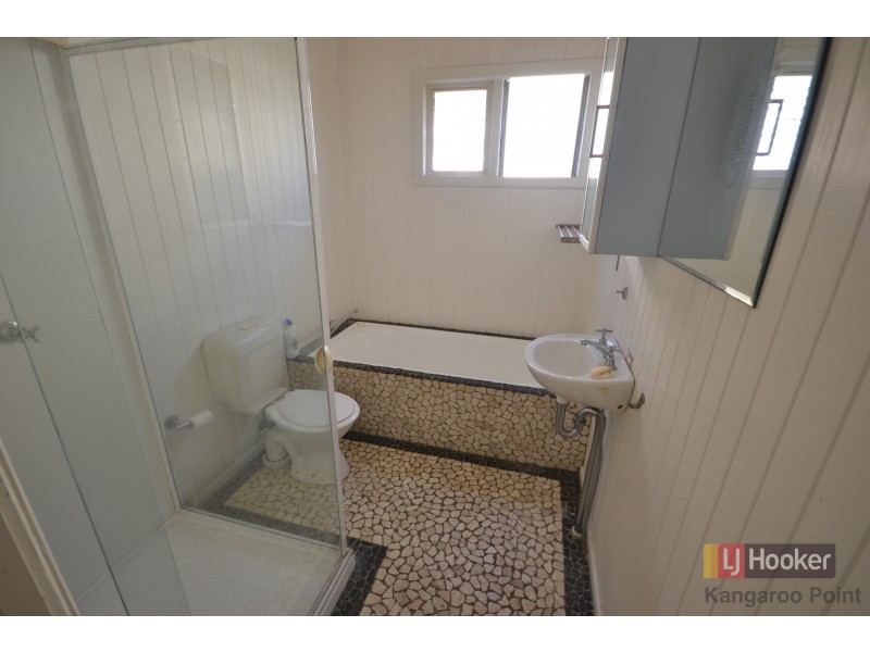 128 Lytton Road, East Brisbane QLD 4169