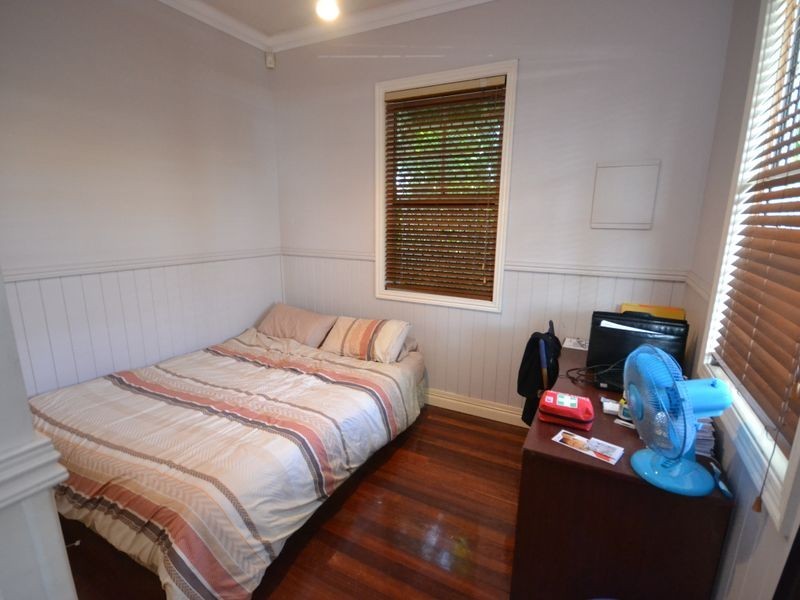 42 Rosina Street, Kangaroo Point QLD 4169