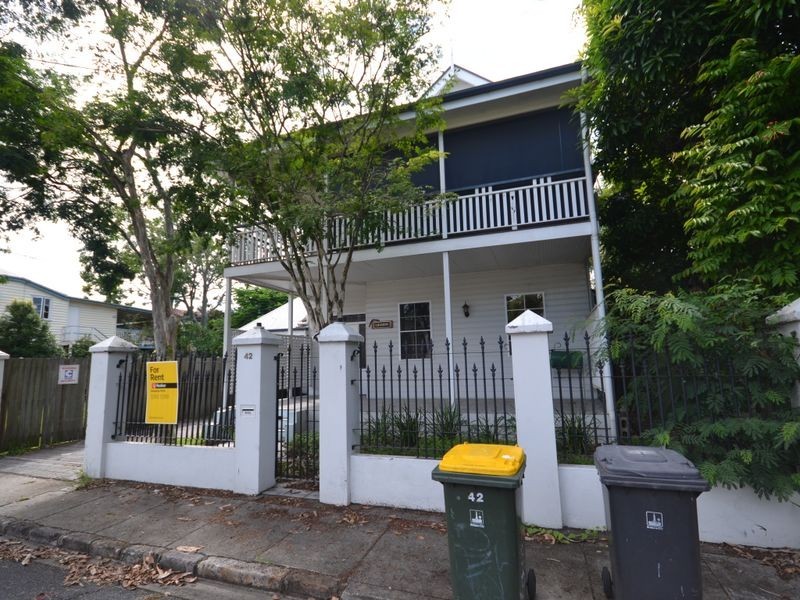 42 Rosina Street, Kangaroo Point QLD 4169