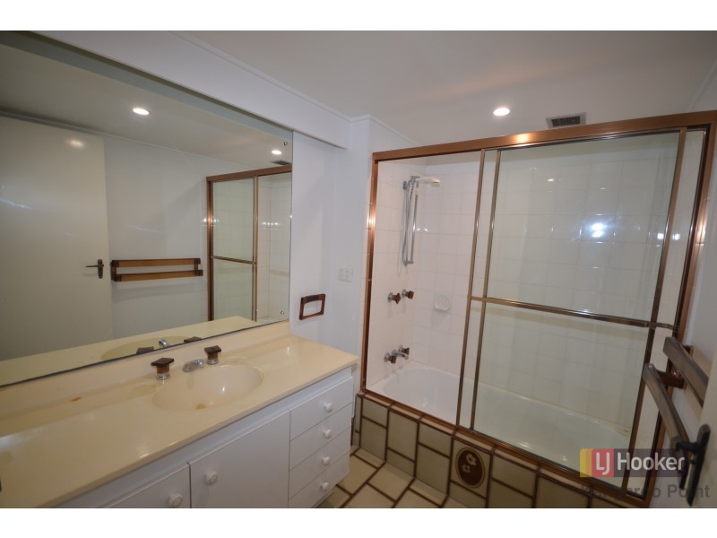 11/72 Sandford Street, St Lucia QLD 4067