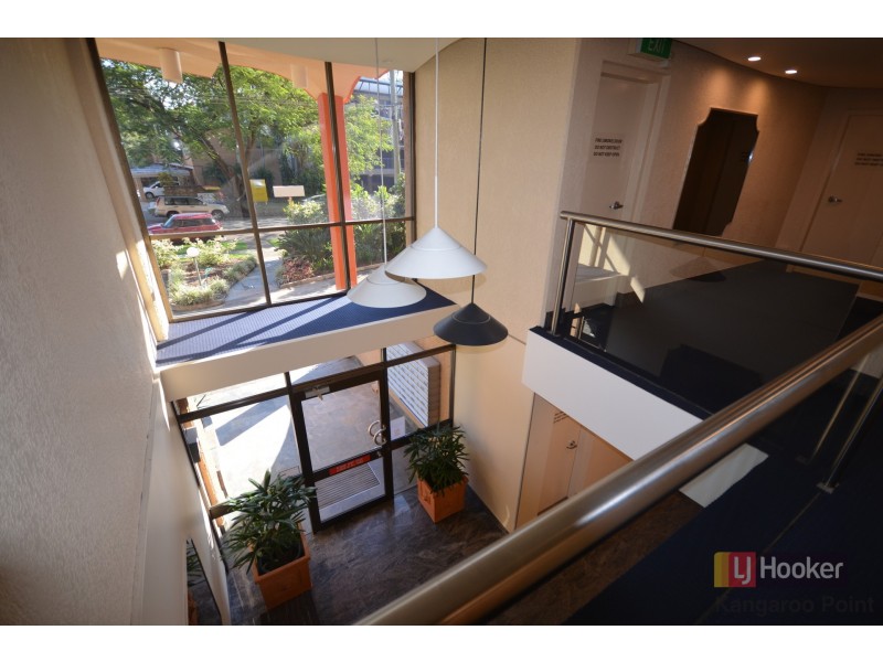 11/72 Sandford Street, St Lucia QLD 4067